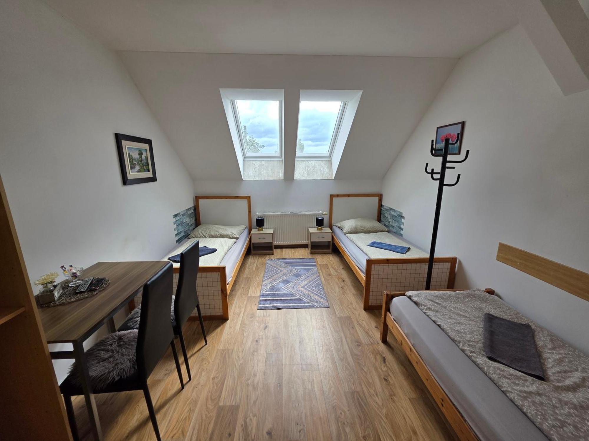 Farm Stay Nh Stables Nyrany Esterno foto