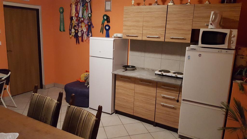 Farm Stay Nh Stables Nyrany Esterno foto